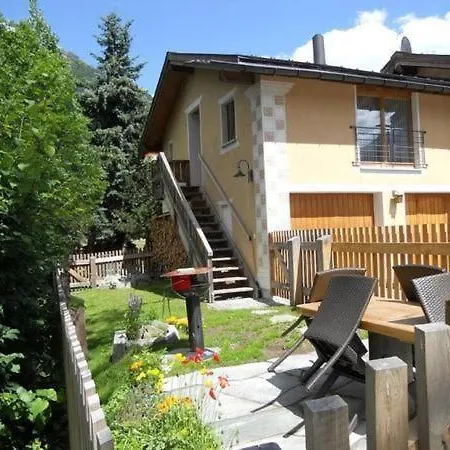 Apartment Chasa Suldanella