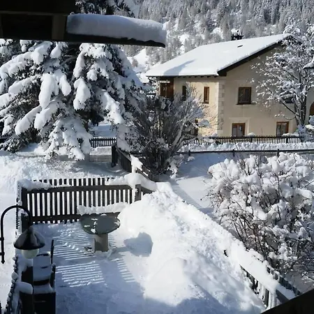 Chasa Suldanella Apartment Zernez